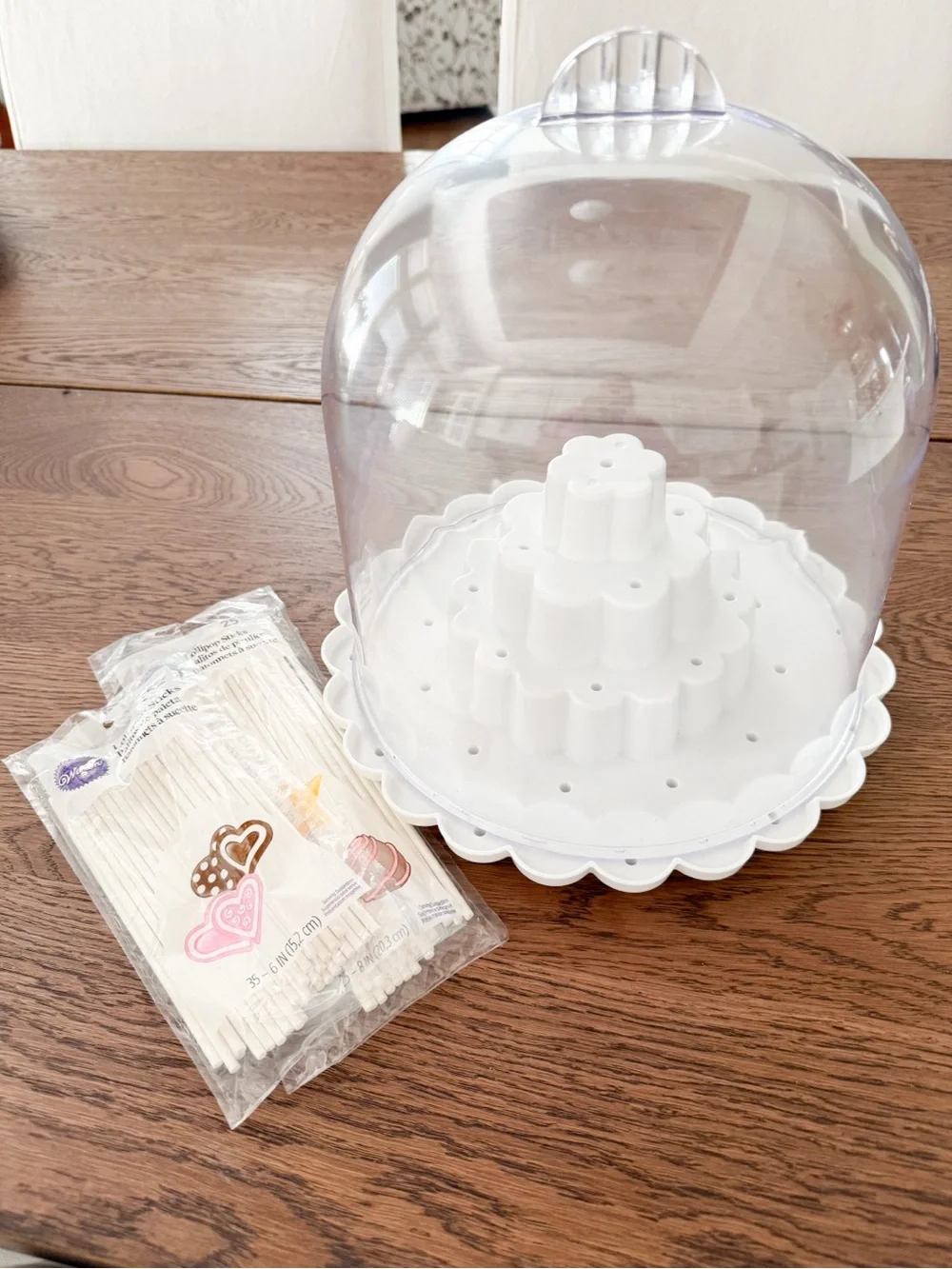 Tiered Cake Pop Display Stand & Carrier with Dome and Wilton Sticks